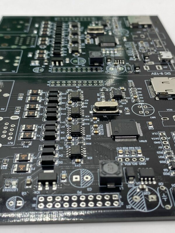 z3744555578760-a4e086cb7a7950a892eef24ddcffe6c0-600x800